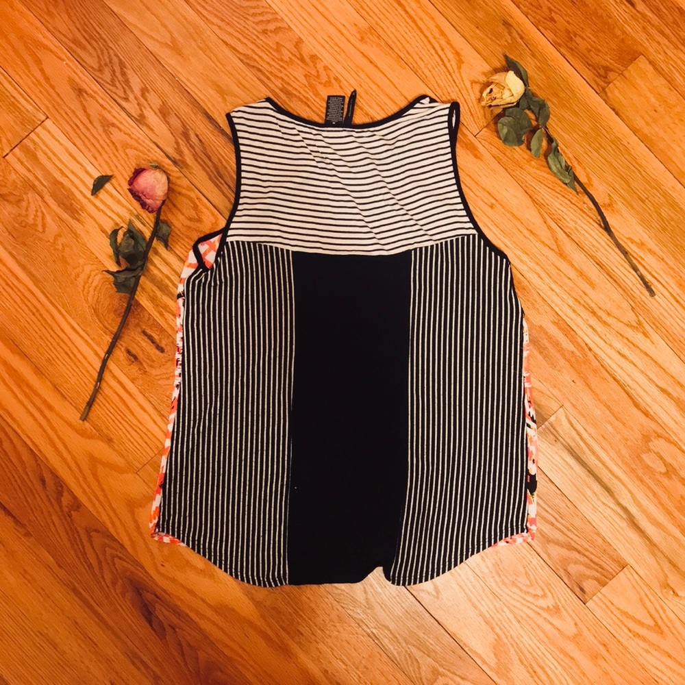 Brightly Patterned Tank Top - Picture 3 of 5